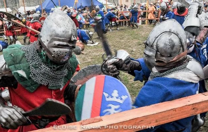 Combattimenti medioevali negli UCI Cinemas per luscita di King Arthur