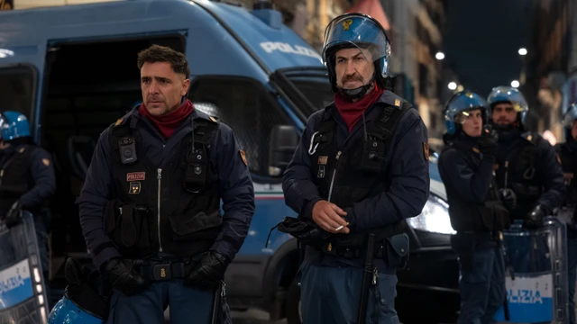 ACAB La recensione della serie Netflix con Marco Giallini e Adriano Giannini