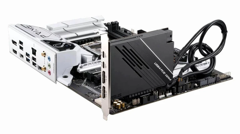 ASUS USB4 PCIe Gen4 Card  Il PC aumenta la connettività