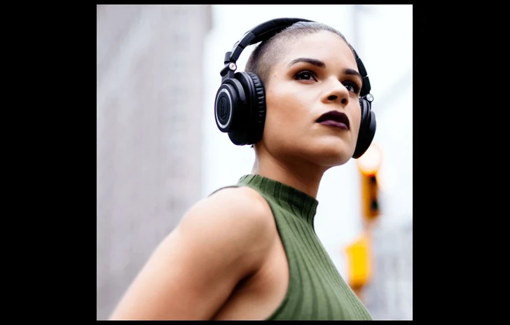 Audiotechnica  Le cuffie ATHM50x si evolvono tra wired e wireless