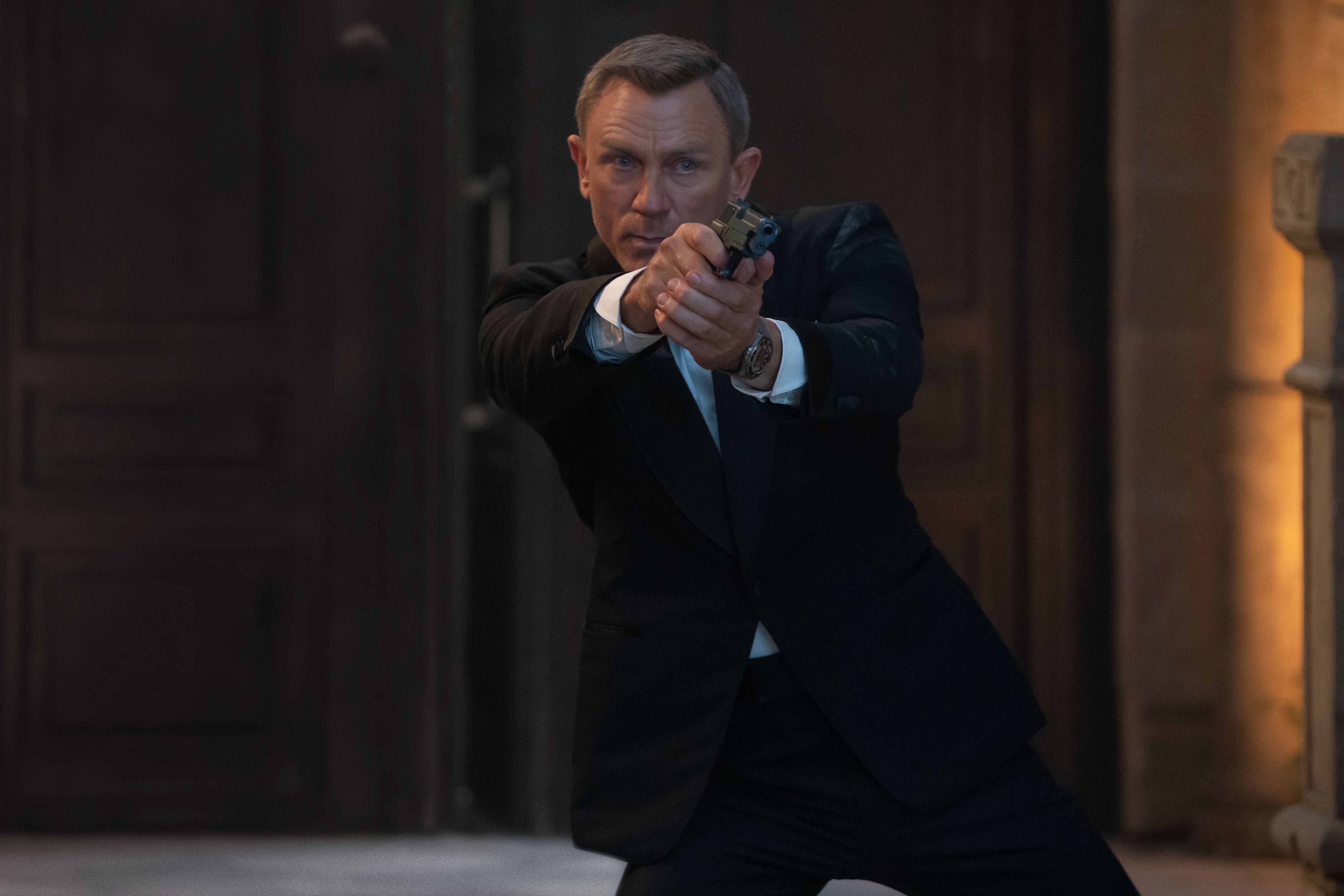 No Time To Die recensione con Daniel Craig si chiude unera di Bond e di cinema