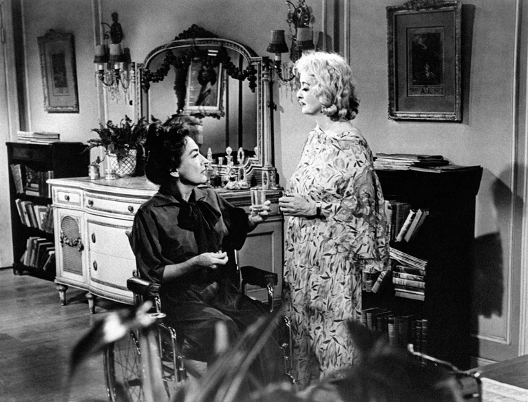Che fine ha fatto Baby Jane? Ricordiamo il capolavoro con Bette Davis e Joan Crawford