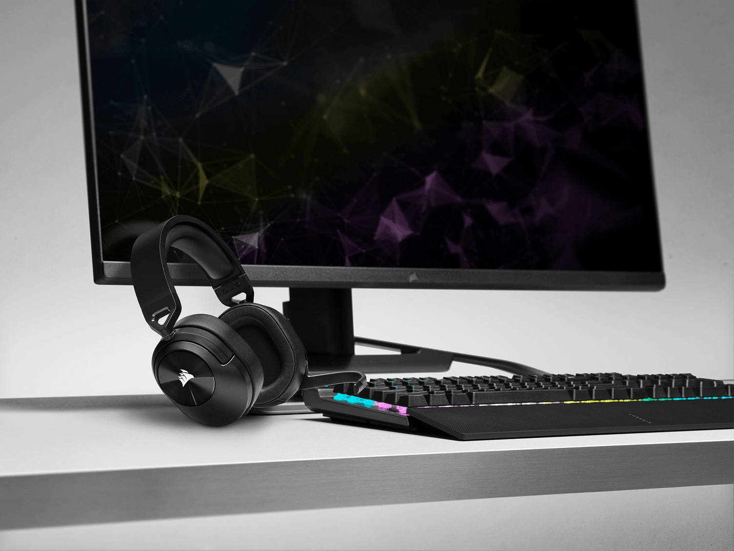 Corsair HS55 Wireless Core è la nuova cuffia da gaming: comfort elevato e alta qualità