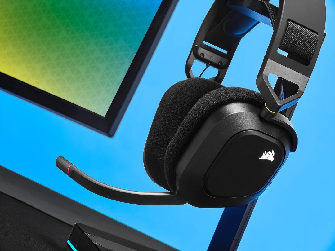 HS80 Wireless Corsair taglia la corda anche sullaudio