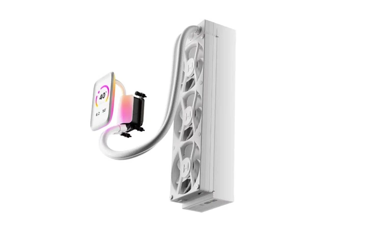 Hyte  Problemi con il dissipatore a liquido THICC Q80 Trio