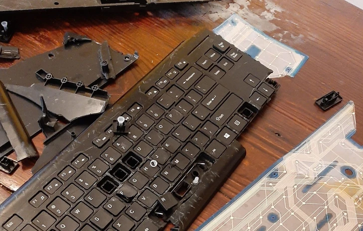 Si arrabbia per un gioco poi prende laereo per andare ad uccidere