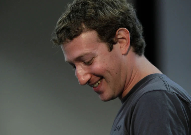 Zuckerberg – Il re del Metaverso, recensione: 20 anni di Facebook in 90 minuti
