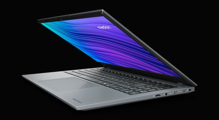 Medion e il nuovo laptop E15443 con intelligenza artificiale