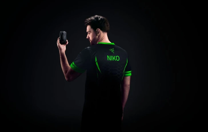 Razer DeathAdder V4 Pro Mouse per il gaming competitivo