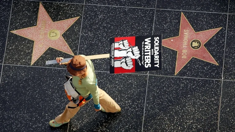 Hollywood in crisi  Anche gli attori minacciano lo sciopero