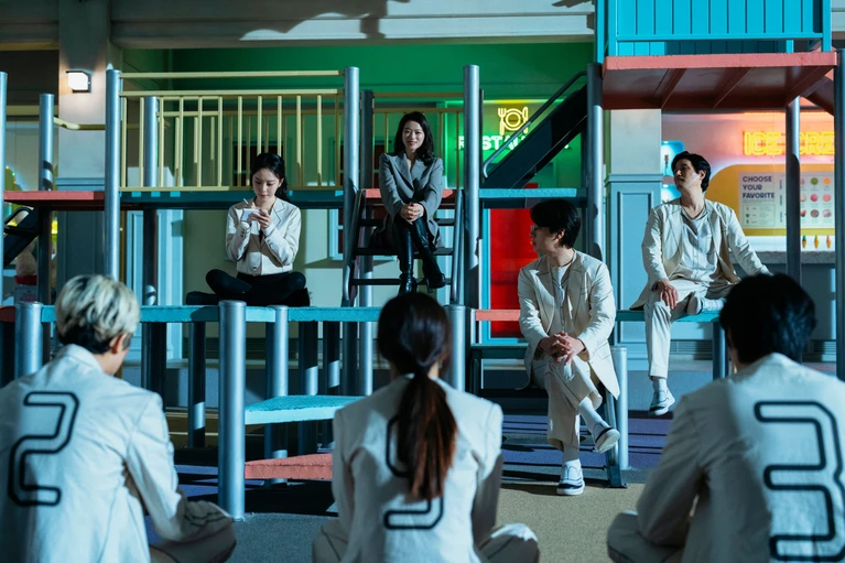 The 8 Show: la serie coreana di Netflix non inventa niente di nuovo