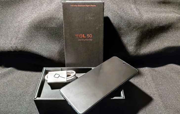 TCL 50 NXTPaper 5G In prova lo smartphone per chi ama leggere