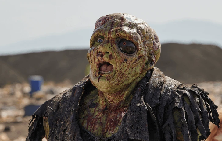 The Toxic Avenger non è più né tossico né ribelle né controcorrente la recensione del remake del b movie anni 80 