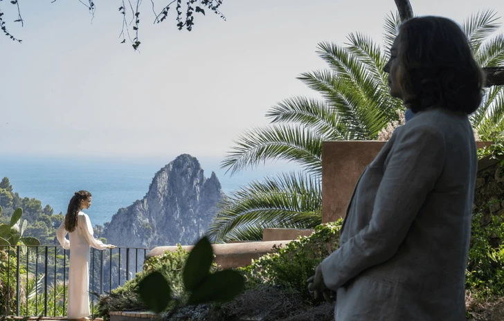 Parthenope recensione Sorrentino ha imparato a salvarsi da solo