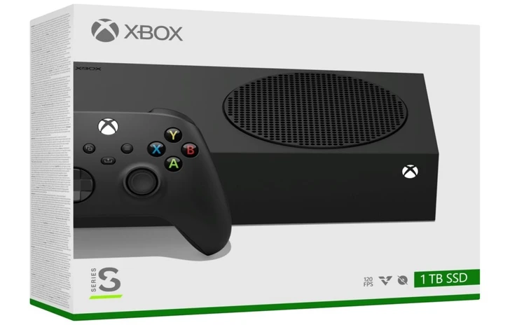Xbox Series S Carbon Black  Microsoft raddoppia