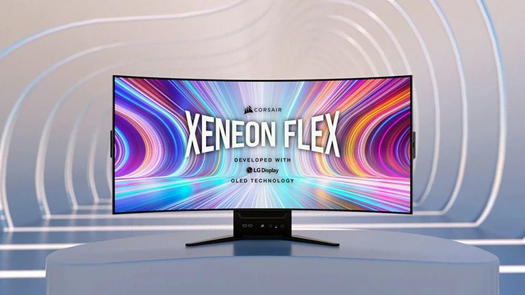 Xeneon Flex  LOLED pieghevole di Corsair