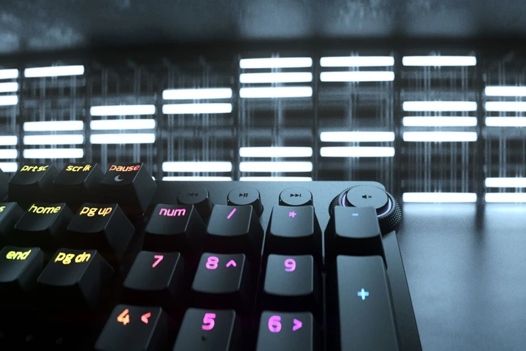 Razer Huntsman V2 Analog la nuova tastiera Razer che coniuga potenza e versatilità